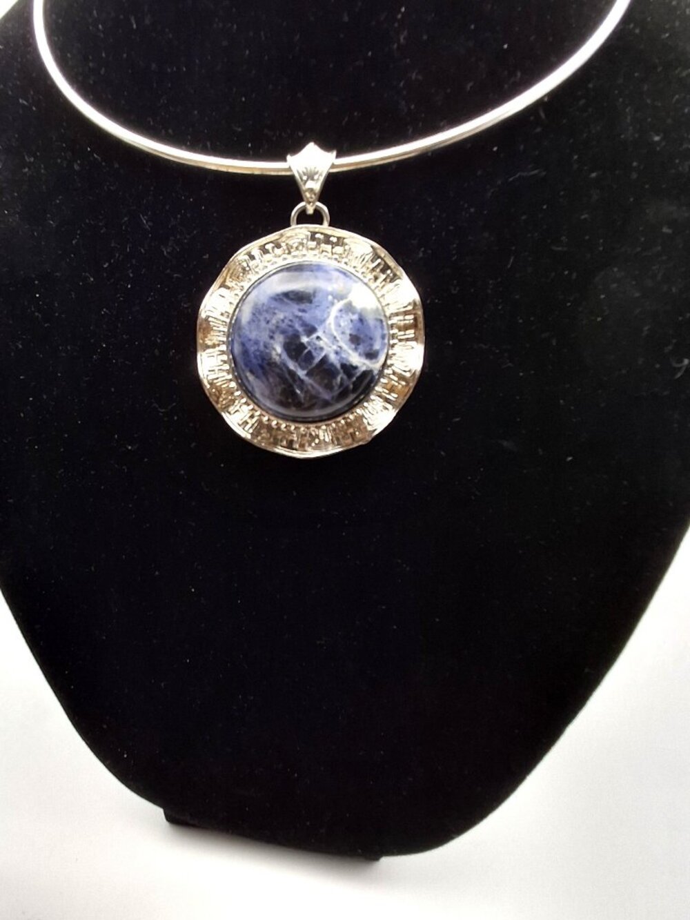 Gorgeous Silver Tone and Blue Torque Statement Necklace with Large Pendant